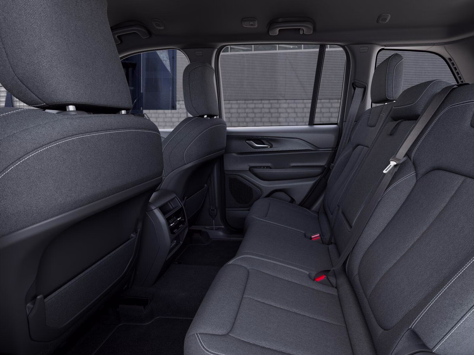 2026 Diamond Black Crystal Pearl Coat Jeep Grand Cherokee Grand Cherokee Laredo 4x4 4X4 SUV