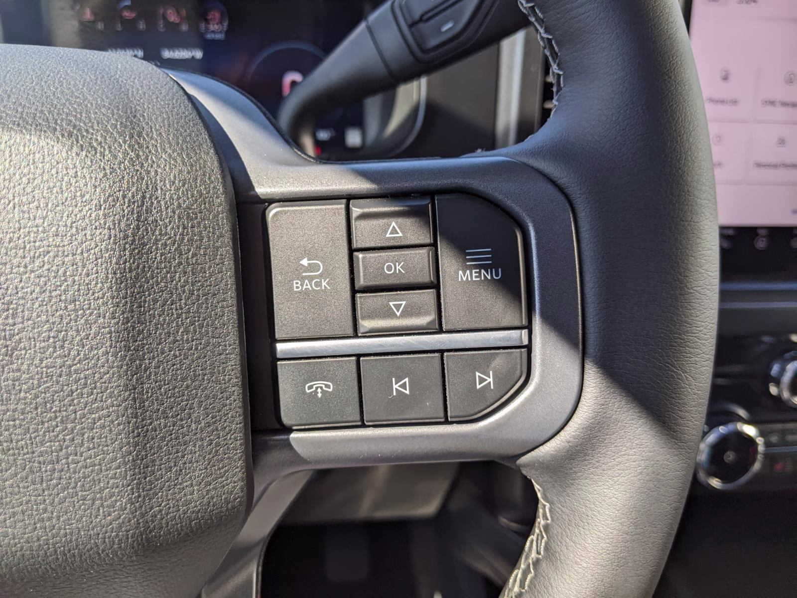 2026 Avalanche Gray Ford Super Duty F-250 SRW LARIAT 4X4 Truck