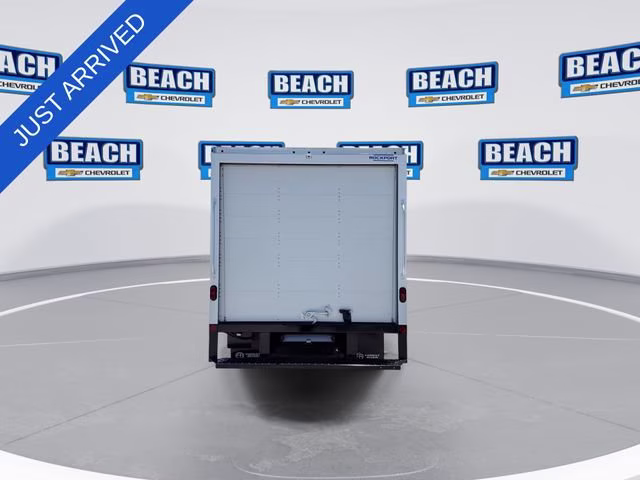 2026 Summit White Chevrolet Express Cutaway 3500 1WT RWD Long Wheelbase