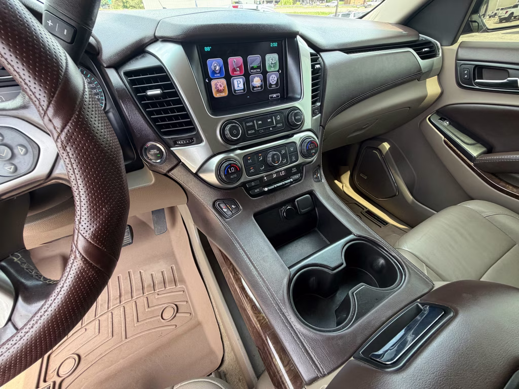 2016 Iridescent Pearl Tricoat Chevrolet Suburban LT RWD SUV