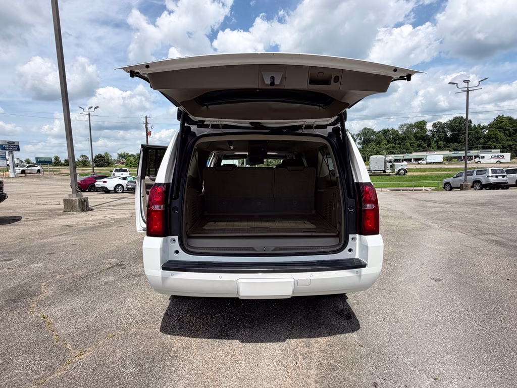 2016 Iridescent Pearl Tricoat Chevrolet Suburban LT RWD SUV