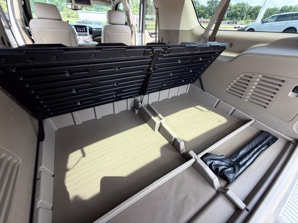 2016 Iridescent Pearl Tricoat Chevrolet Suburban LT RWD SUV