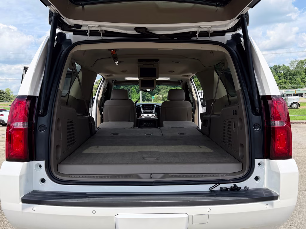 2016 Iridescent Pearl Tricoat Chevrolet Suburban LT RWD SUV