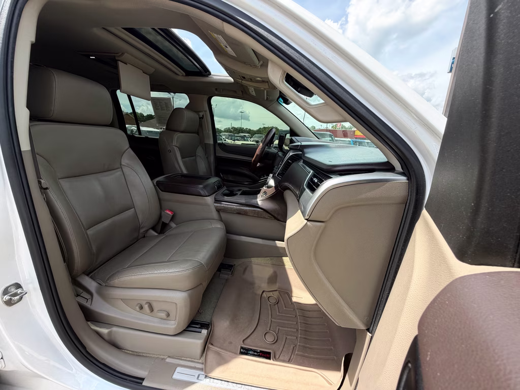2016 Iridescent Pearl Tricoat Chevrolet Suburban LT RWD SUV