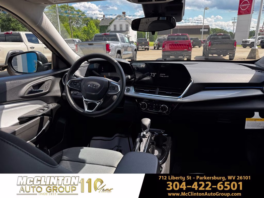2026 Mosaic Black Metallic Chevrolet Trax LT FWD SUV
