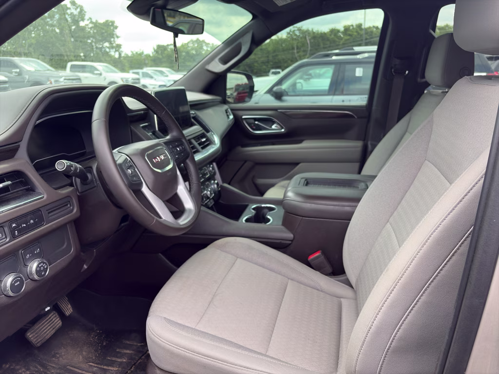 2023 Pearl Beige Metallic GMC Yukon SLE RWD SUV