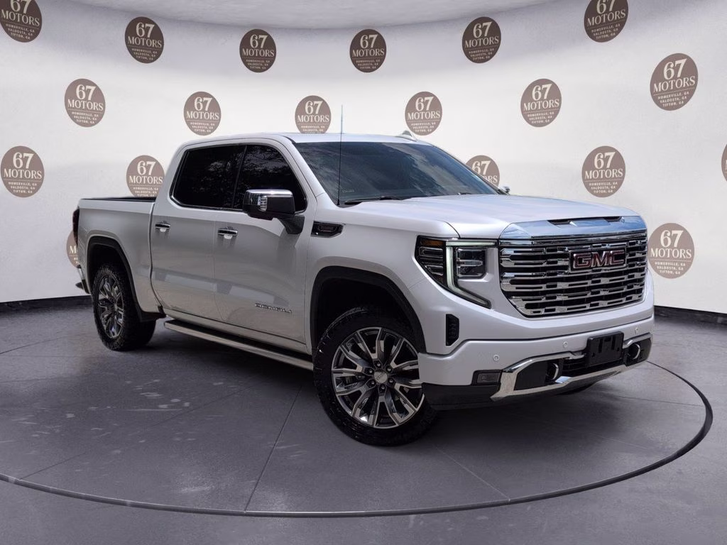 2023 White Frost Tricoat GMC Sierra 1500 Denali 4X4 Truck
