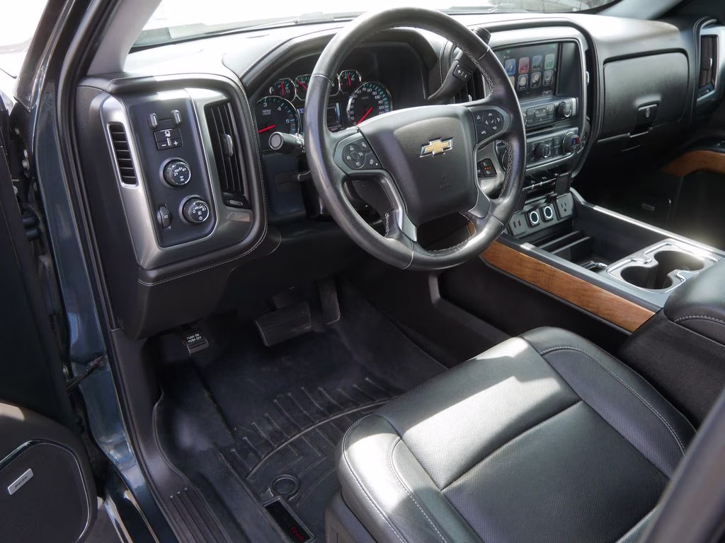 2018 Graphite Metallic Chevrolet Silverado 1500 LTZ w/ 1LZ & Max Trailer Pckg 4X4 Truck