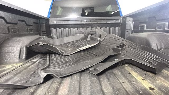 2023 Dynamic Blue Metallic GMC Sierra 1500 Elevation 4X4 Truck