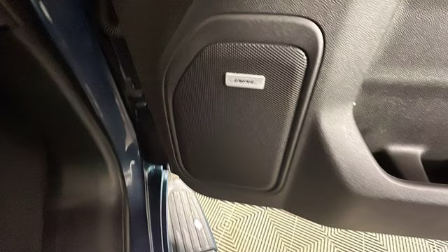 2020 Pacific Blue Metallic GMC Sierra 1500 SLT 4X4 Truck