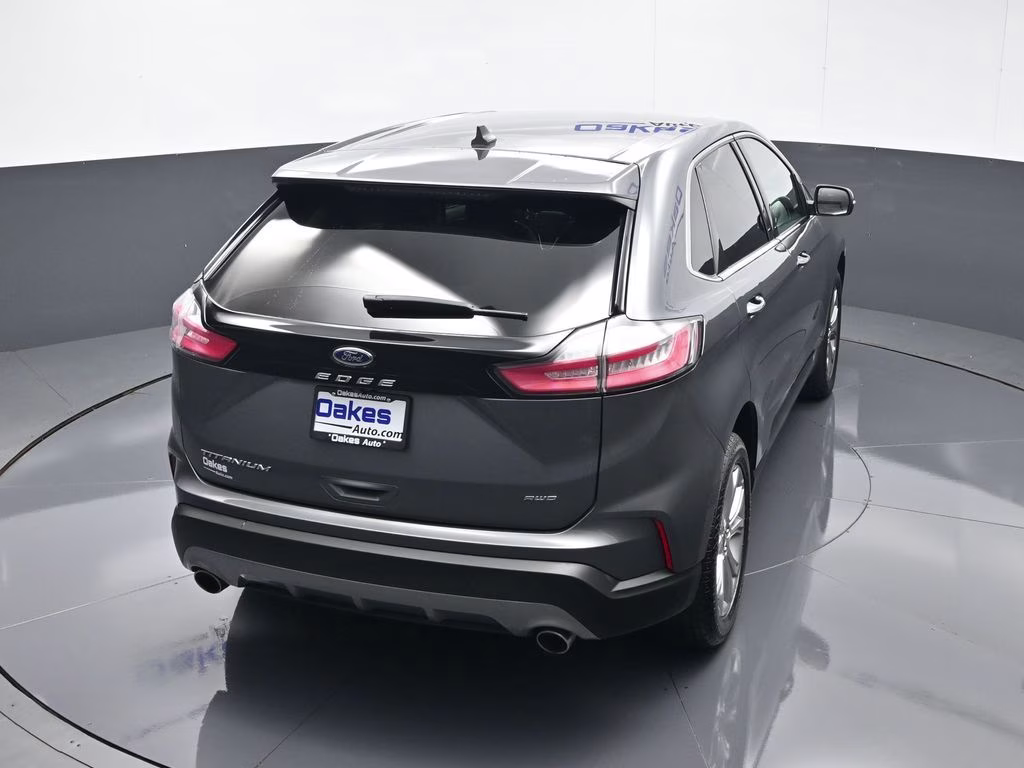 2024 Gray Metallic Ford Edge Titanium AWD SUV