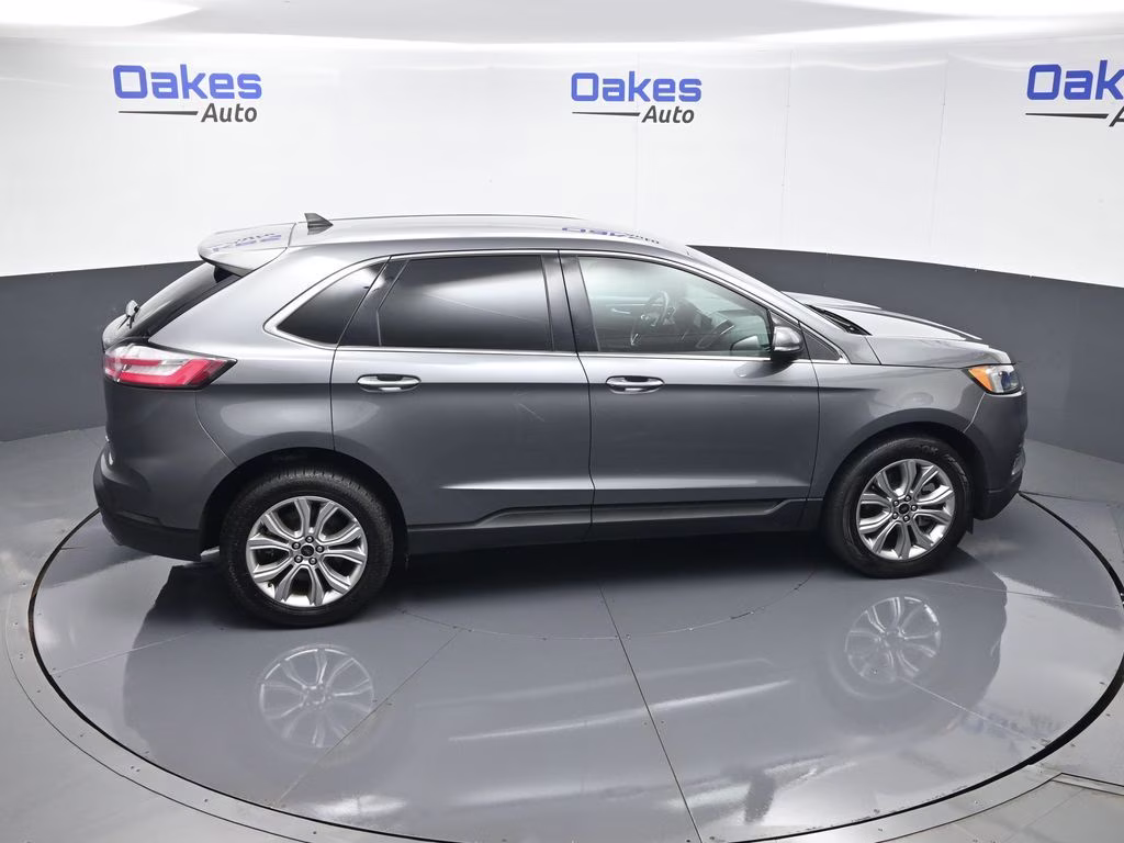 2024 Gray Metallic Ford Edge Titanium AWD SUV