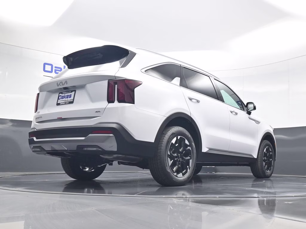 2026 Glacial White Pearl Kia Sorento S AWD SUV