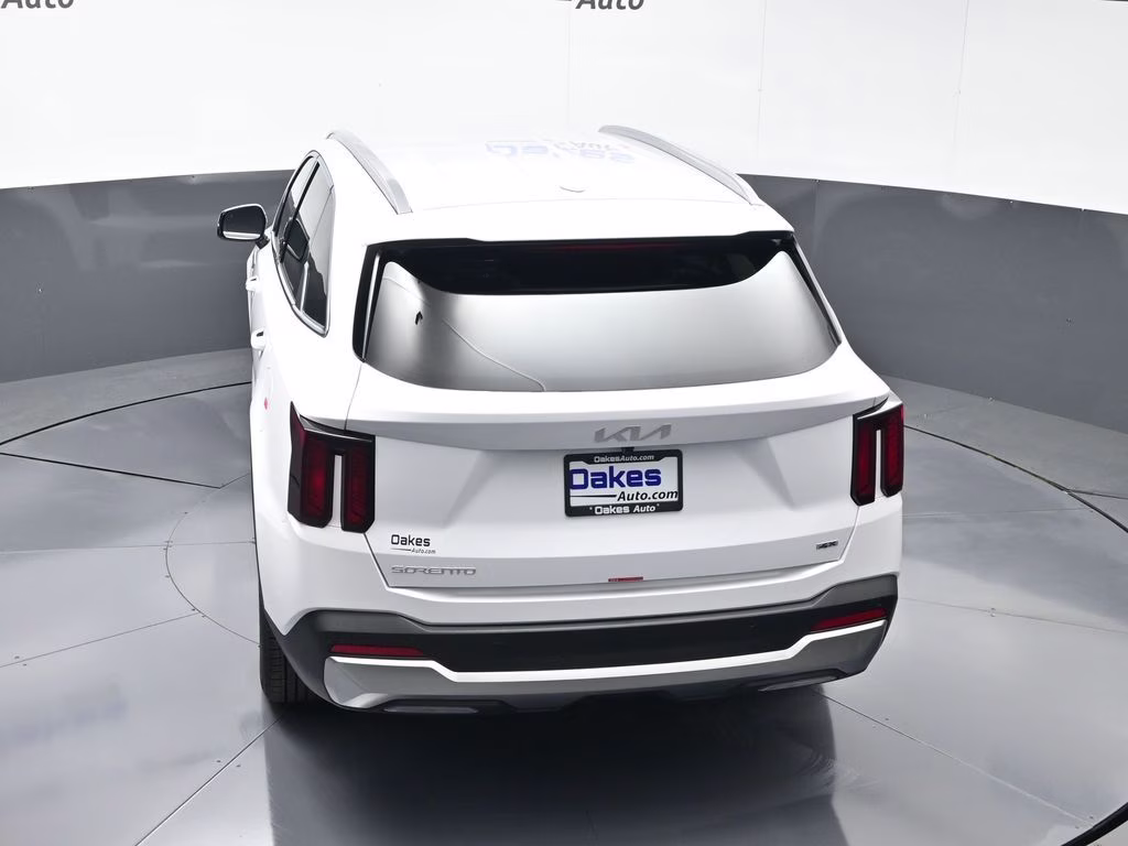 2026 Glacial White Pearl Kia Sorento S AWD SUV