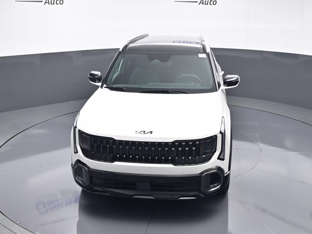 2027 Snow White Pearl Kia Seltos X-Line AWD SUV