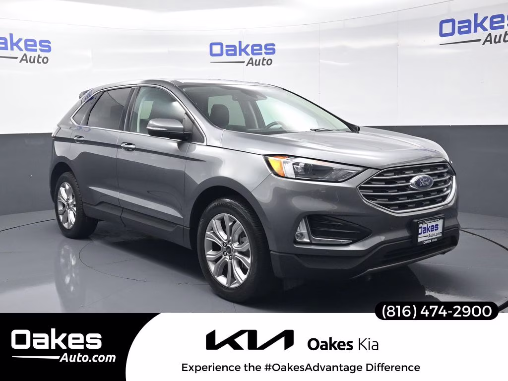 2024 Gray Metallic Ford Edge Titanium AWD SUV