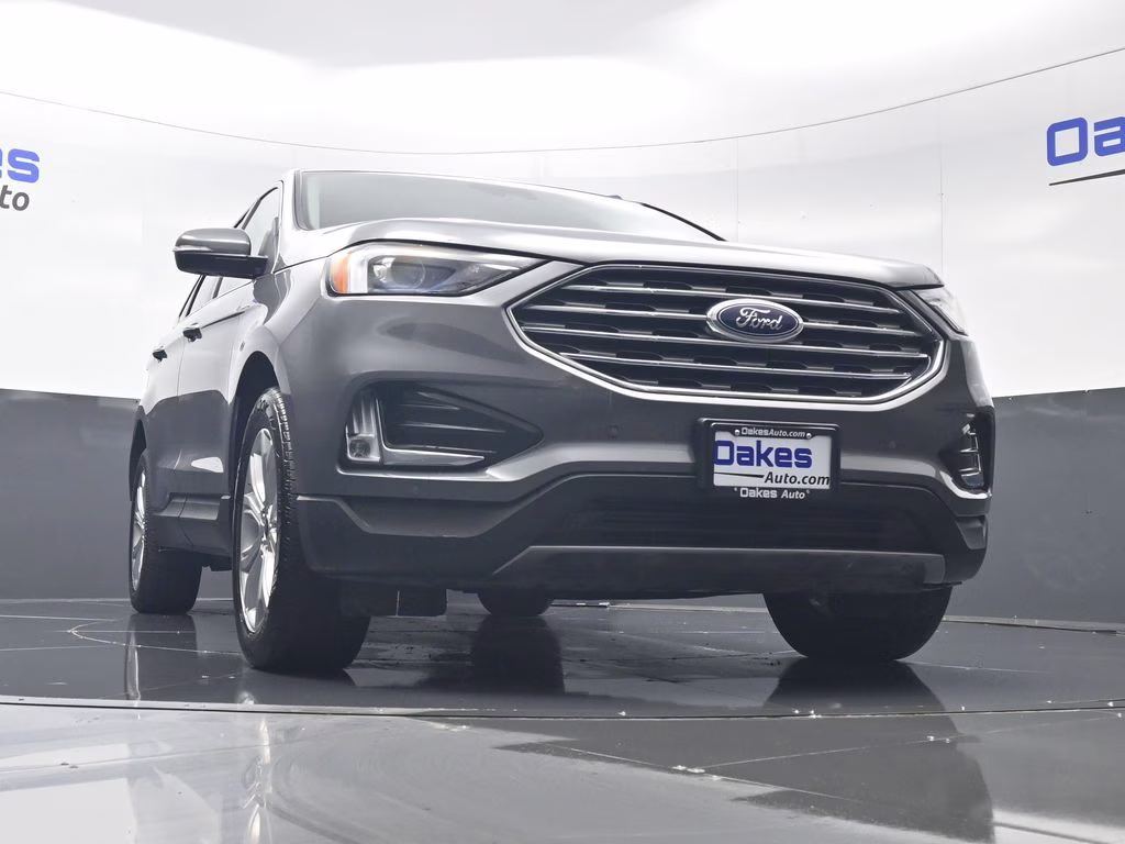 2024 Gray Metallic Ford Edge Titanium AWD SUV
