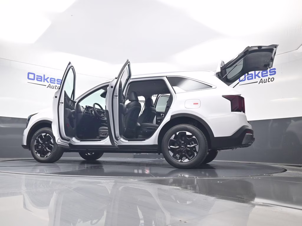 2026 Glacial White Pearl Kia Sorento S AWD SUV