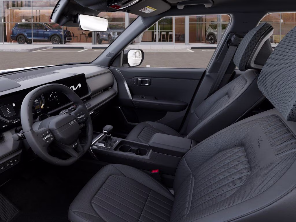 2027 Snow White Pearl Kia Seltos X-Line AWD SUV