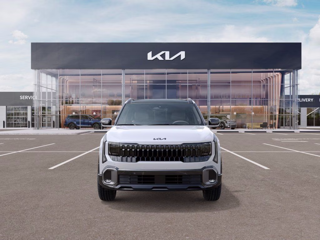 2027 Snow White Pearl Kia Seltos X-Line AWD SUV