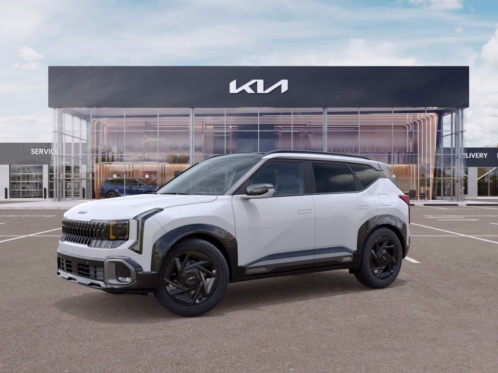 2027 Snow White Pearl Kia Seltos X-Line AWD SUV