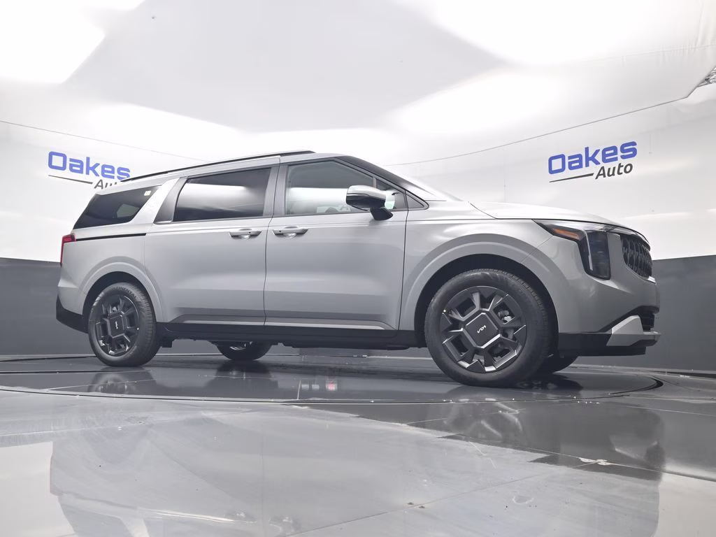 2026 Ceramic Silver Kia Carnival Hybrid EX FWD Van
