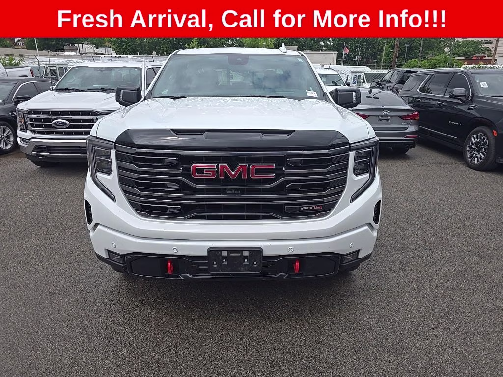 2025 Summit White GMC Sierra 1500 AT4 4X4 Truck