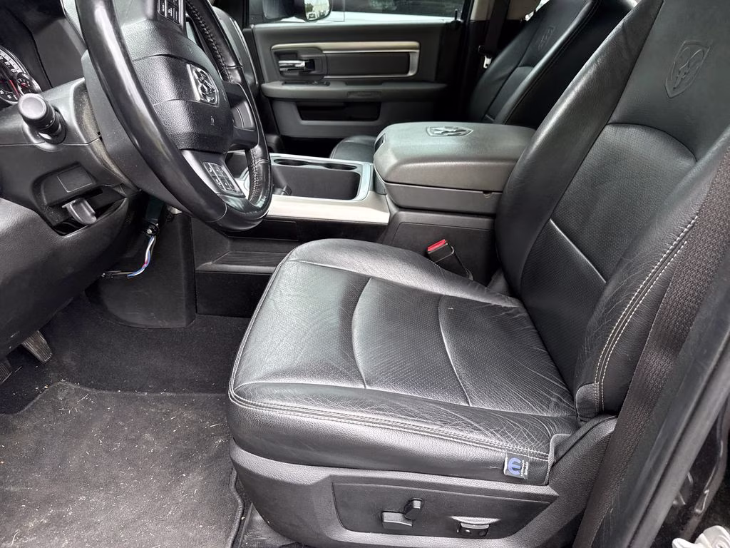 2018 Brilliant Black Crystal Pearlcoat Ram 1500 Big Horn 4X4 Truck
