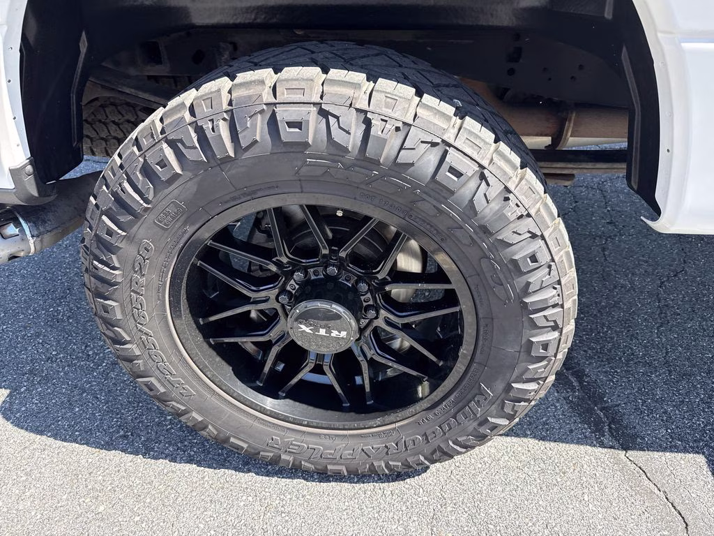 2019 White Platinum Metallic Tri-Coat Ford Super Duty F-250 SRW Platinum 4X4 Truck