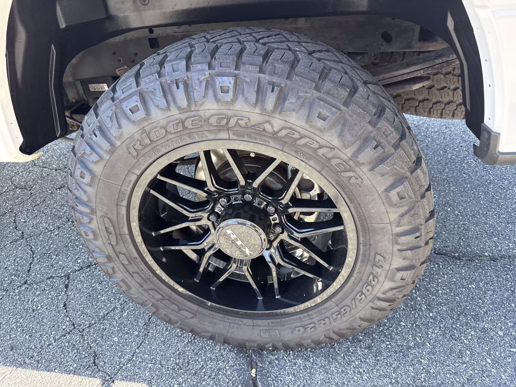 2019 White Platinum Metallic Tri-Coat Ford Super Duty F-250 SRW Platinum 4X4 Truck