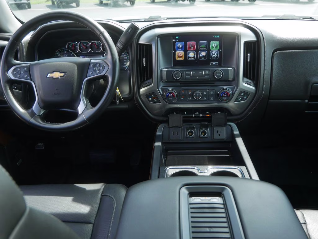 2018 Graphite Metallic Chevrolet Silverado 1500 LTZ 4X4 Truck