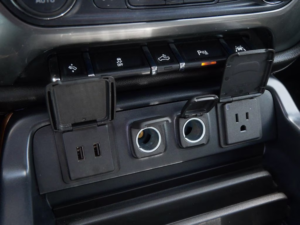 2018 Graphite Metallic Chevrolet Silverado 1500 LTZ 4X4 Truck