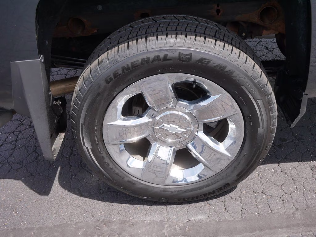 2018 Graphite Metallic Chevrolet Silverado 1500 LTZ 4X4 Truck