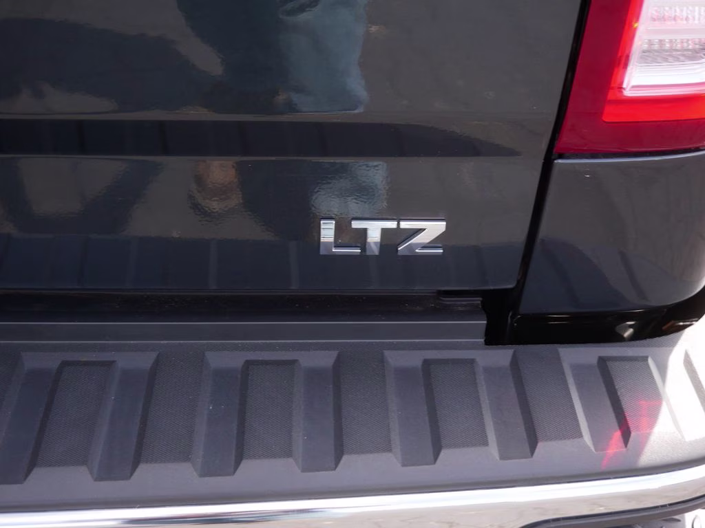 2018 Graphite Metallic Chevrolet Silverado 1500 LTZ w/ 1LZ & Max Trailer Pckg 4X4 Truck