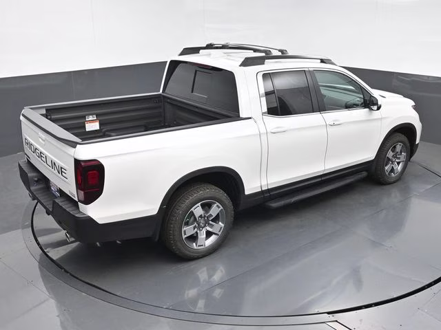 2026 Platinum White Pearl Honda Ridgeline RTL AWD Truck