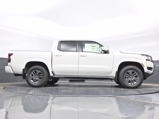 2026 Glacier White Nissan Frontier SV 4X4 Truck