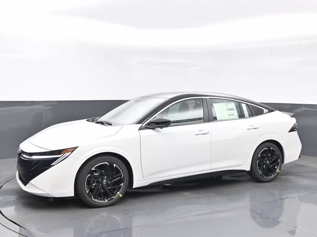 2026 Aspen White/Super Black Nissan Sentra SR FWD Sedan
