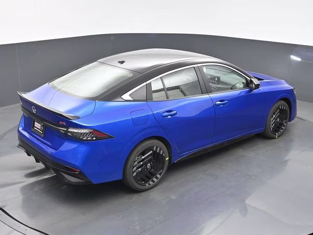 2026 Bluestone Pearl/Super Blk Nissan Sentra SR FWD Sedan