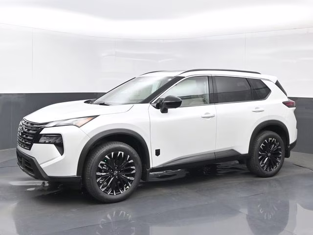 2026 Everest White Pearl Tricoat Nissan Rogue Dark Armor AWD SUV