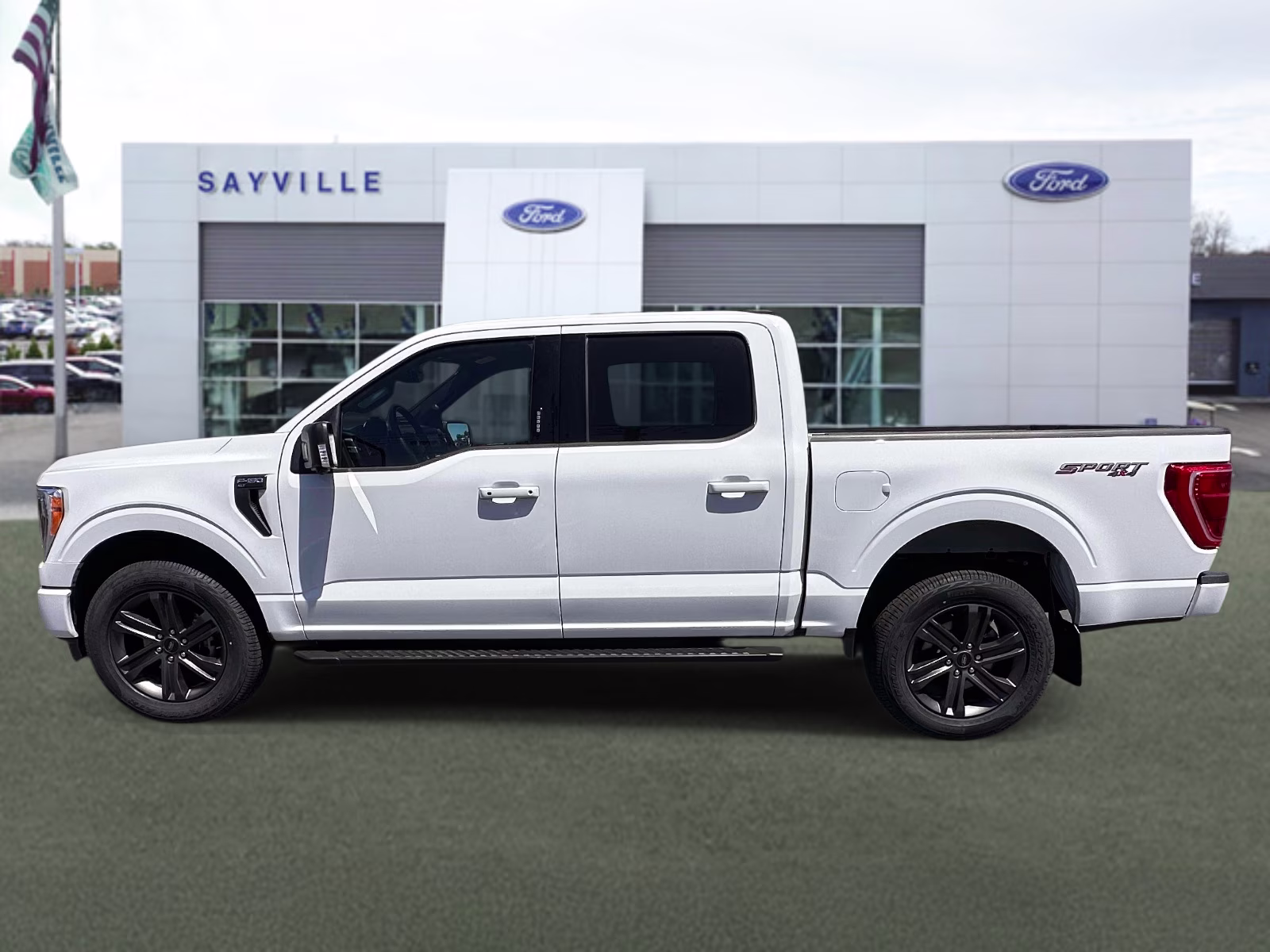 2023 Oxford White Ford F-150 XLT 4WD SuperCrew 5.5' Box 4X4 Truck