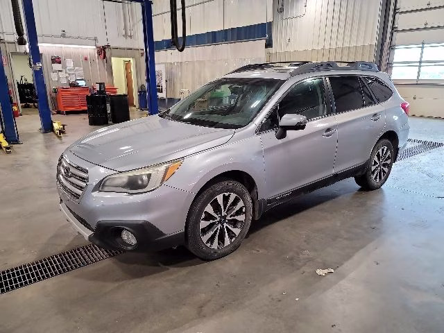 2015 Ice Silver Metallic Subaru Outback 3.6R AWD SUV