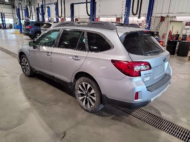 2015 Ice Silver Metallic Subaru Outback 3.6R AWD SUV
