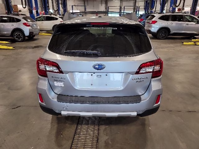 2015 Ice Silver Metallic Subaru Outback 3.6R AWD SUV