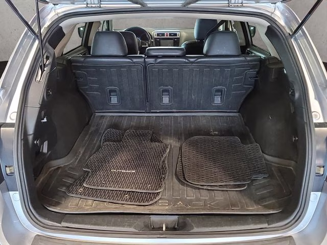 2015 Ice Silver Metallic Subaru Outback 3.6R AWD SUV