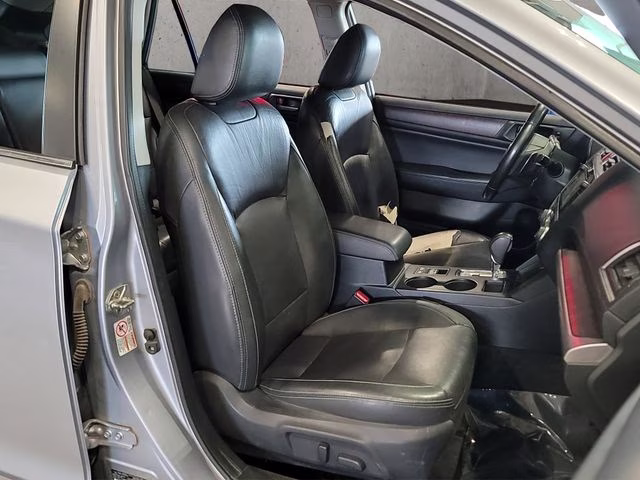 2015 Ice Silver Metallic Subaru Outback 3.6R AWD SUV
