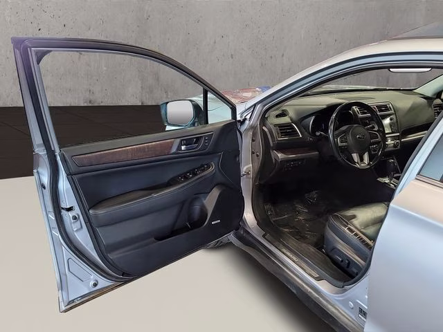 2015 Ice Silver Metallic Subaru Outback 3.6R AWD SUV