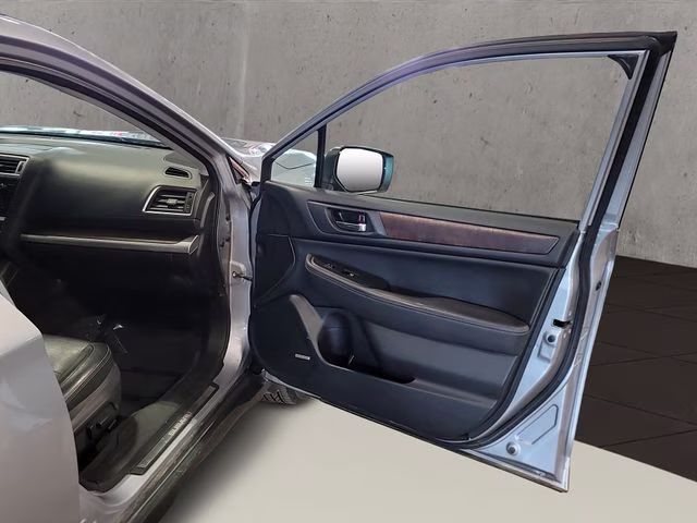 2015 Ice Silver Metallic Subaru Outback 3.6R AWD SUV