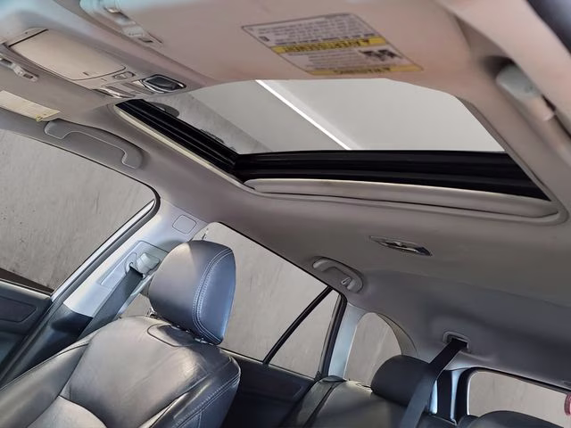 2015 Ice Silver Metallic Subaru Outback 3.6R AWD SUV