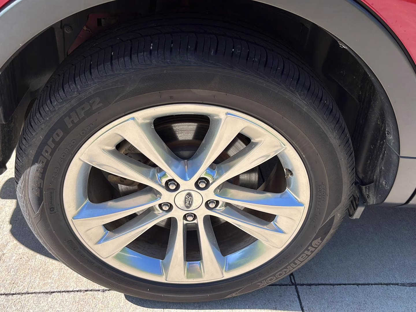 2018 Ruby Red Metallic Tinted Clearcoat Ford Explorer Limited FWD SUV