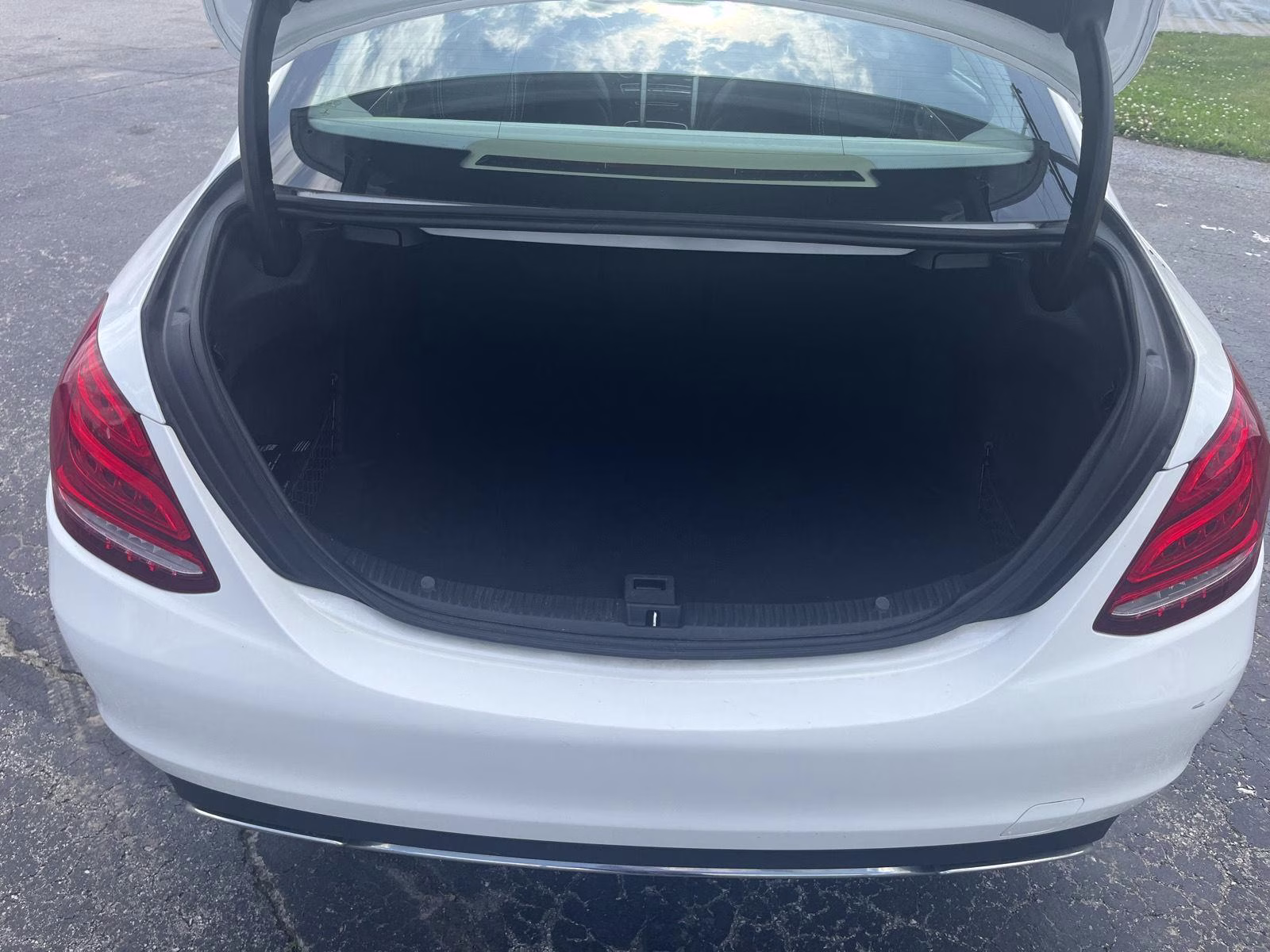 2015 Polar White Mercedes-Benz C-Class C 300 AWD Sedan